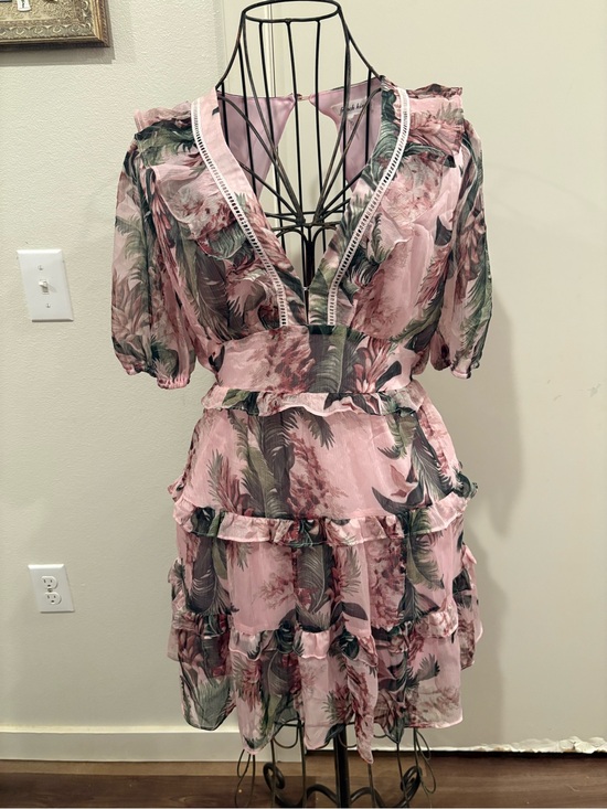 french kyss Dresses & Skirts - Floral Pink Ruffle Tiered V-Neck Dress with open back.